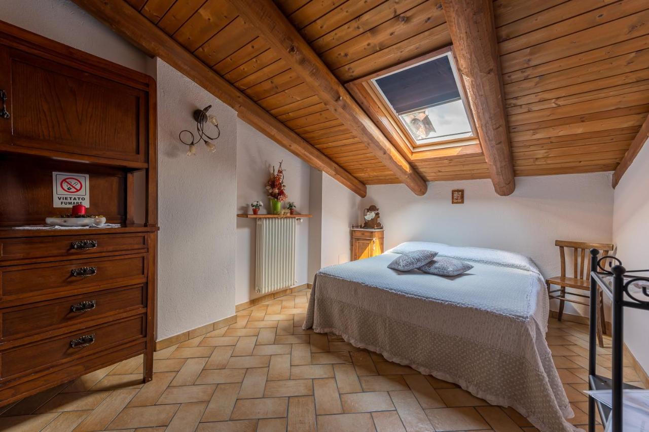 Agriturismo Il Nido Di Bacco Villa Saluzzo Bagian luar foto